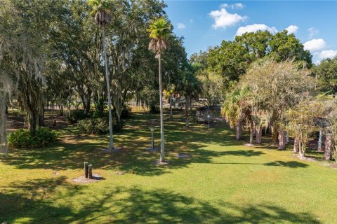House in Plant City, Florida 5 bedrooms, 652.45 sq.m. № 1561212 - photo 25