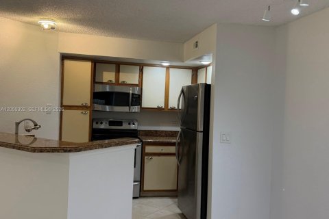 Copropriété à louer à Sunrise, Floride: 2 chambres, 98.94 m2 № 2321951 - photo 14