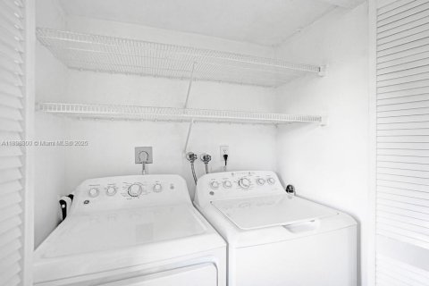 Снять в аренду виллу или дом в Плантация, Флорида 2 спальни, 93.92м2, № 1951758 - фото 25