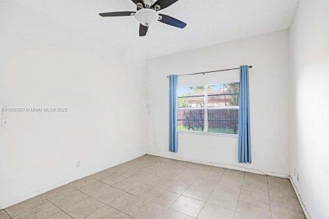 Снять в аренду виллу или дом в Плантация, Флорида 2 спальни, 93.92м2, № 1951758 - фото 19