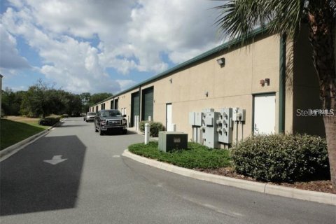Propiedad comercial en alquiler en Eustis, Florida № 1792068 - foto 5