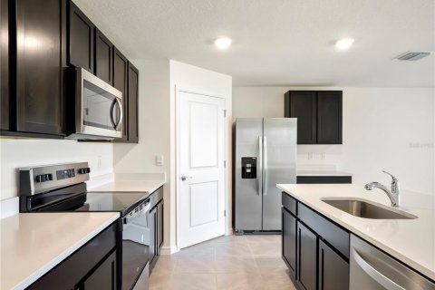 Casa en alquiler en Ocala, Florida, 4 dormitorios, 169.83 m2 № 1851577 - foto 4