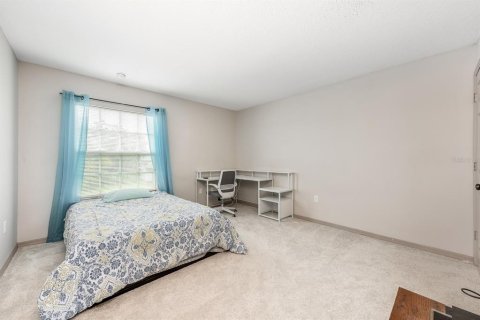 House in Poinciana, Florida 5 bedrooms, 322.74 sq.m. № 1844935 - photo 18