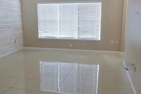 Adosado en alquiler en Orlando, Florida, 3 dormitorios, 121.89 m2 № 1898929 - foto 5