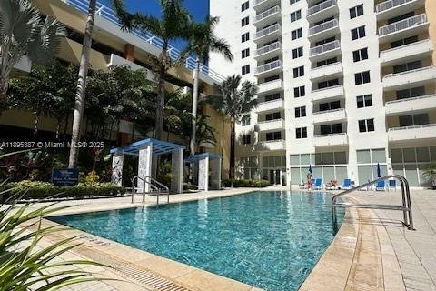 Condominio en alquiler en Aventura, Florida, 2 dormitorios, 99.41 m2 № 1947629 - foto 24