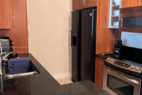 Condominio en alquiler en Aventura, Florida, 2 dormitorios, 99.41 m2 № 1947629 - foto 3