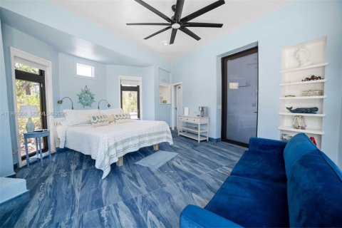 Villa ou maison à vendre à Big Pine Key, Floride: 6 chambres, 281.4 m2 № 2080409 - photo 21