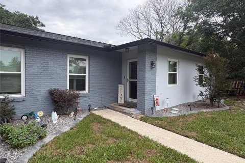 Villa ou maison à vendre à Citrus Springs, Floride: 4 chambres, 146.69 m2 № 2207334 - photo 3