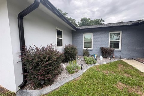Villa ou maison à vendre à Citrus Springs, Floride: 4 chambres, 146.69 m2 № 2207334 - photo 4