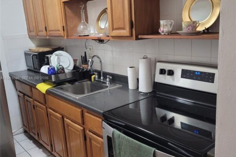 Купить кондоминиум в Майами, Флорида 1 спальня, 50.17м2, № 2024510 - фото 7