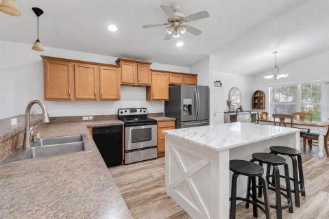 Villa ou maison à vendre à Leesburg, Floride: 3 chambres, 153.85 m2 № 2198324 - photo 10