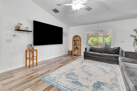 Villa ou maison à vendre à Leesburg, Floride: 3 chambres, 153.85 m2 № 2198324 - photo 17