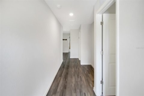 Villa ou maison à louer à Port Charlotte, Floride: 3 chambres, 115.57 m2 № 969159 - photo 5