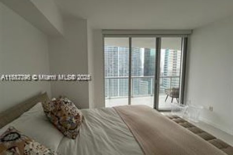 Condo in Miami, Florida, 2 bedrooms  № 2024886 - photo 14