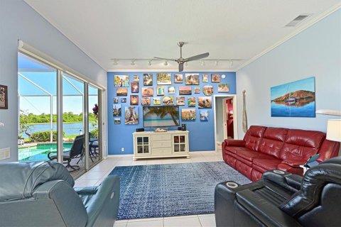 House in Bradenton, Florida 4 bedrooms, 218.41 sq.m. № 1801333 - photo 17
