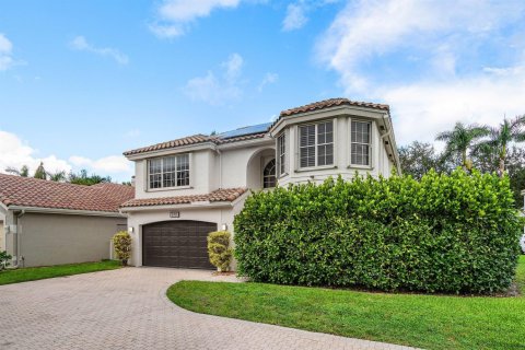 House in Boca Raton, Florida 4 bedrooms, 198.72 sq.m. № 2389847 - photo 2