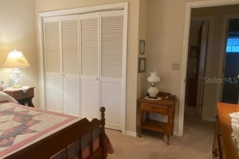 House in Ocala, Florida 3 bedrooms, 237.27 sq.m. № 2424331 - photo 22