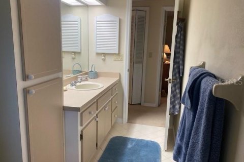 House in Ocala, Florida 3 bedrooms, 237.27 sq.m. № 2424331 - photo 24