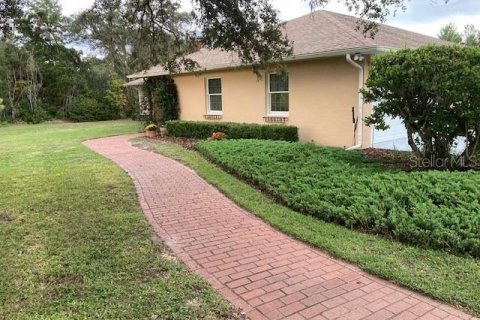 House in Ocala, Florida 3 bedrooms, 237.27 sq.m. № 2424331 - photo 3