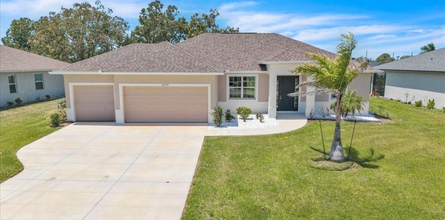 Villa ou maison à Punta Gorda, Floride 3 chambres, 176.98 m2 № 2098094