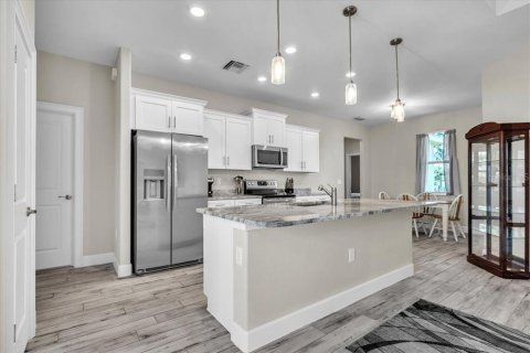 Villa ou maison à vendre à Punta Gorda, Floride: 3 chambres, 176.98 m2 № 2098094 - photo 9