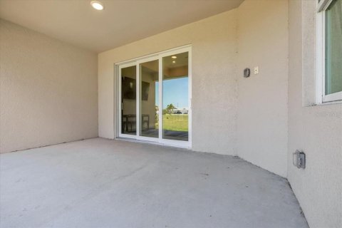 Villa ou maison à vendre à Punta Gorda, Floride: 3 chambres, 176.98 m2 № 2098094 - photo 27