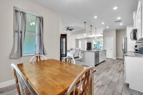 Villa ou maison à vendre à Punta Gorda, Floride: 3 chambres, 176.98 m2 № 2098094 - photo 15