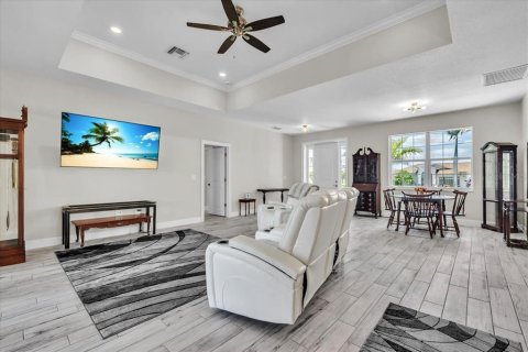 Villa ou maison à vendre à Punta Gorda, Floride: 3 chambres, 176.98 m2 № 2098094 - photo 6