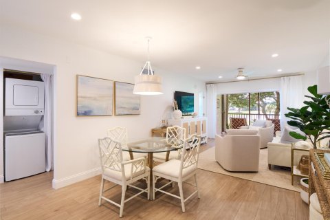 Copropriété à vendre à Palm Beach Gardens, Floride: 2 chambres, 92.9 m2 № 2410781 - photo 10