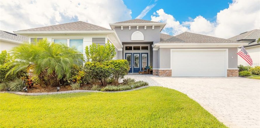 House in New Smyrna Beach, Florida 4 bedrooms, 228.82 sq.m. № 1857805