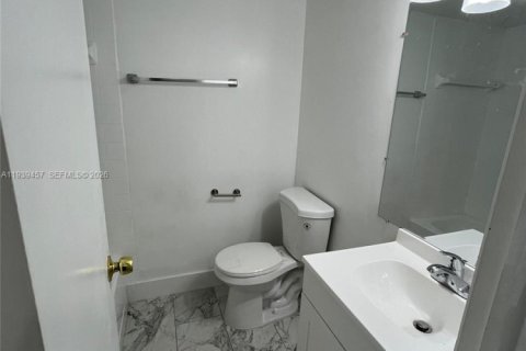 Copropriété à louer à Miami, Floride: 2 chambres, 70.61 m2 № 1997442 - photo 15