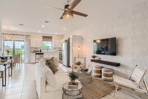 Townhouse in Florida City, Florida 3 bedrooms, 127.83 sq.m. № 1774563 - photo 2