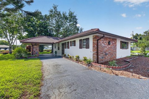 Villa ou maison à louer à Boca Raton, Floride: 2 chambres, 102.94 m2 № 2085640 - photo 25