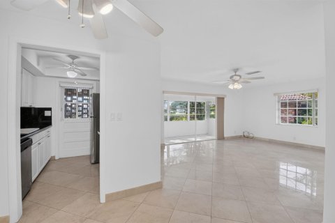 Villa ou maison à louer à Boca Raton, Floride: 2 chambres, 102.94 m2 № 2085640 - photo 28