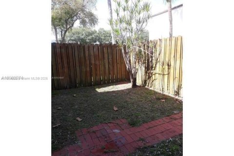 Condominio en venta en Hollywood, Florida, 4 dormitorios, 175.49 m2 № 1766328 - foto 15