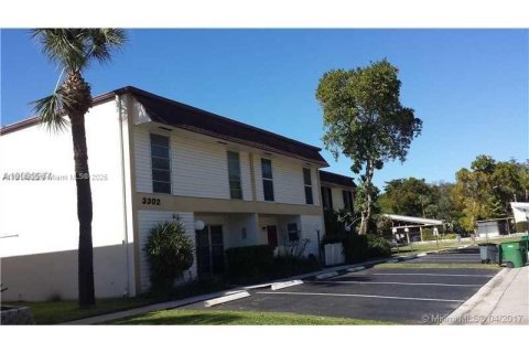Condominio en venta en Hollywood, Florida, 4 dormitorios, 175.49 m2 № 1766328 - foto 1