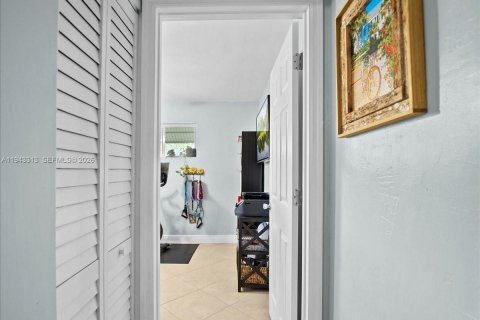 House in Fort Lauderdale, Florida 3 bedrooms, 131.92 sq.m. № 1999564 - photo 17