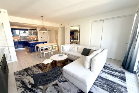 Condominio en venta en Fort Lauderdale, Florida, 2 dormitorios, 109.25 m2 № 1935660 - foto 6