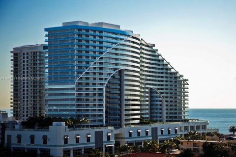 Condominio en venta en Fort Lauderdale, Florida, 2 dormitorios, 109.25 m2 № 1935660 - foto 1
