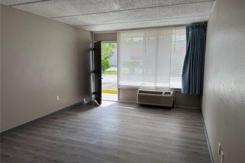 Appartement à louer à Kissimmee, Floride: 32.52 m2 № 2123359 - photo 7