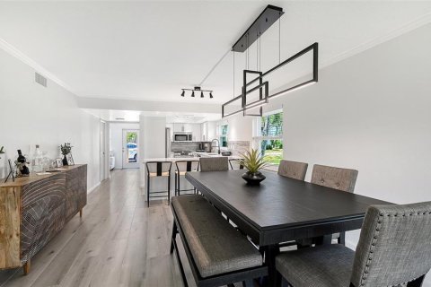 Снять в аренду кондоминиум в Лонгбоут-Ки, Флорида 2 комнаты, 127м2, № 2280095 - фото 6