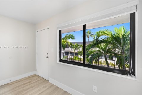 Appartement à louer à Hialeah, Floride: 1 chambre, 60.39 m2 № 1987519 - photo 3