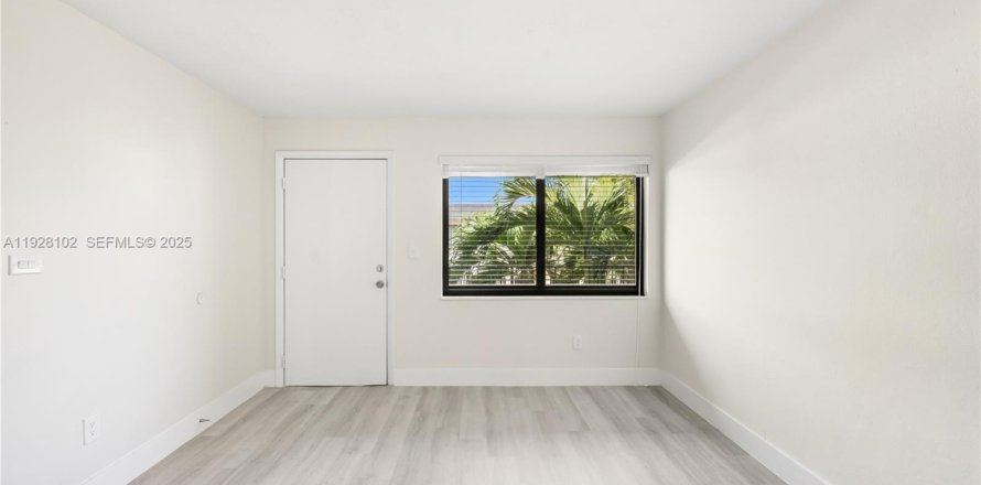 Appartement à Hialeah, Floride 1 chambre, 60.39 m2 № 1987519