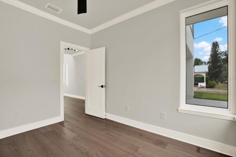 Casa en venta en Tampa, Florida, 4 dormitorios, 299.42 m2 № 1761515 - foto 12