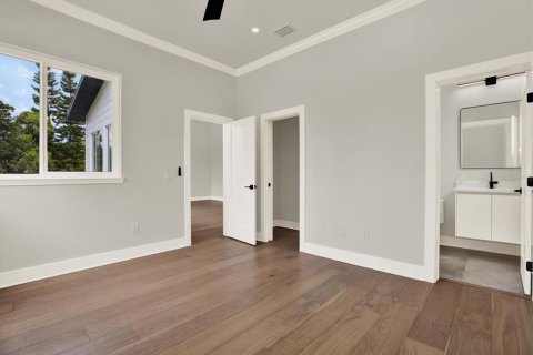 Casa en venta en Tampa, Florida, 4 dormitorios, 299.42 m2 № 1761515 - foto 26