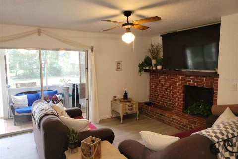 House in DeLand, Florida 4 bedrooms, 148.46 sq.m. № 1829315 - photo 14