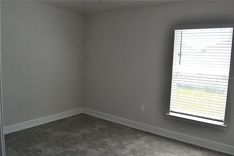 House in Haines City, Florida 4 bedrooms, 167.87 sq.m. № 2225031 - photo 25