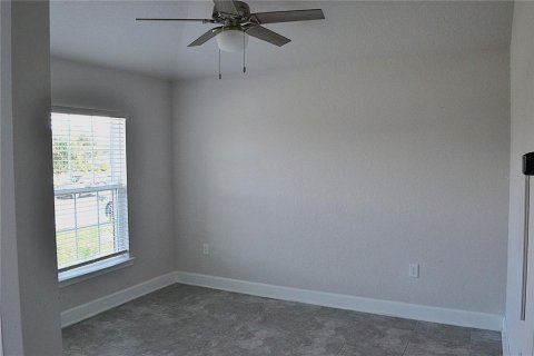 House in Haines City, Florida 4 bedrooms, 167.87 sq.m. № 2225031 - photo 7