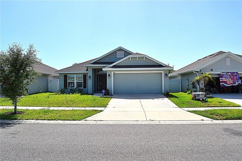 Casa en Haines City, Florida 4 dormitorios, 167.87 m2 № 2225031