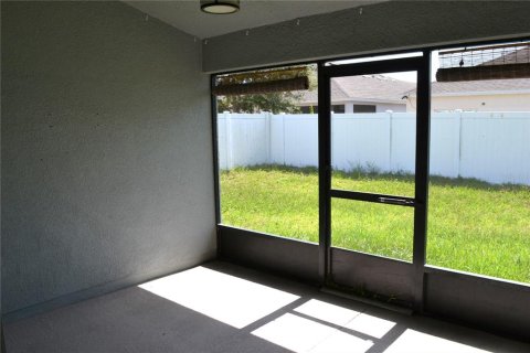House in Haines City, Florida 4 bedrooms, 167.87 sq.m. № 2225031 - photo 27